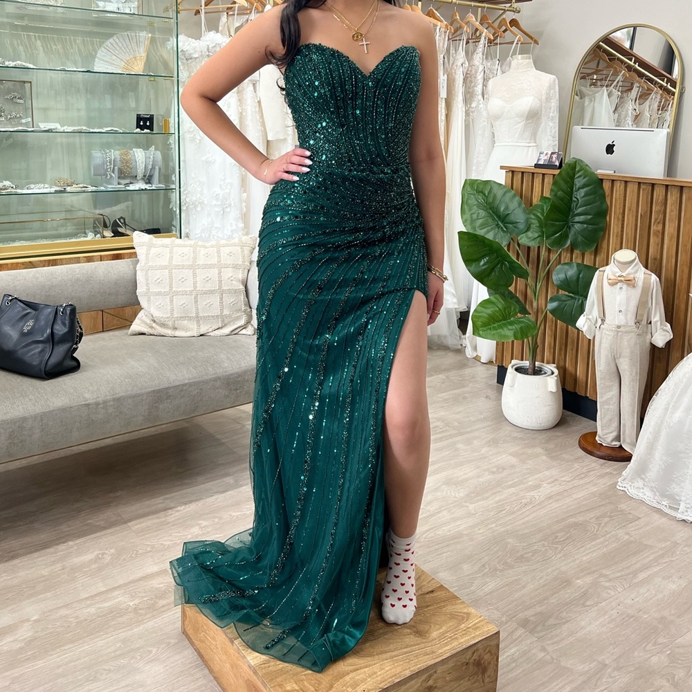 Emerald Green Glam Dress- SAYES